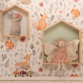 Tento roztomilý plyšový myšák Charlie je ideálním vánočním dárkem pro vaše nejmenší! 🎄🧸 S jeho jemnými křídly a zlatou...